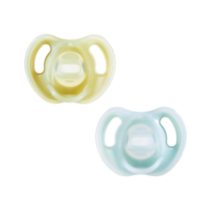 An image of a Tommee Tippee 6-18M Ultra Light Silicone Pacifier