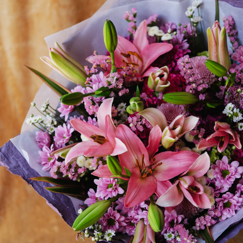 Cotton Candy Kiss Flower Bunch - Quickee Cotton Candy Kiss Flower Bunch - Image 2